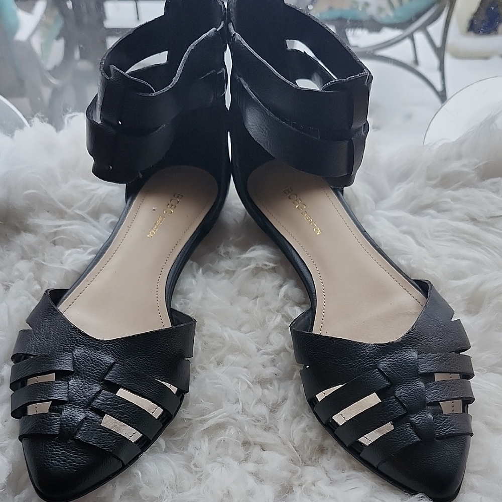 BCBGENERATION Zakayla Black Ankle Strap Sandals 8m